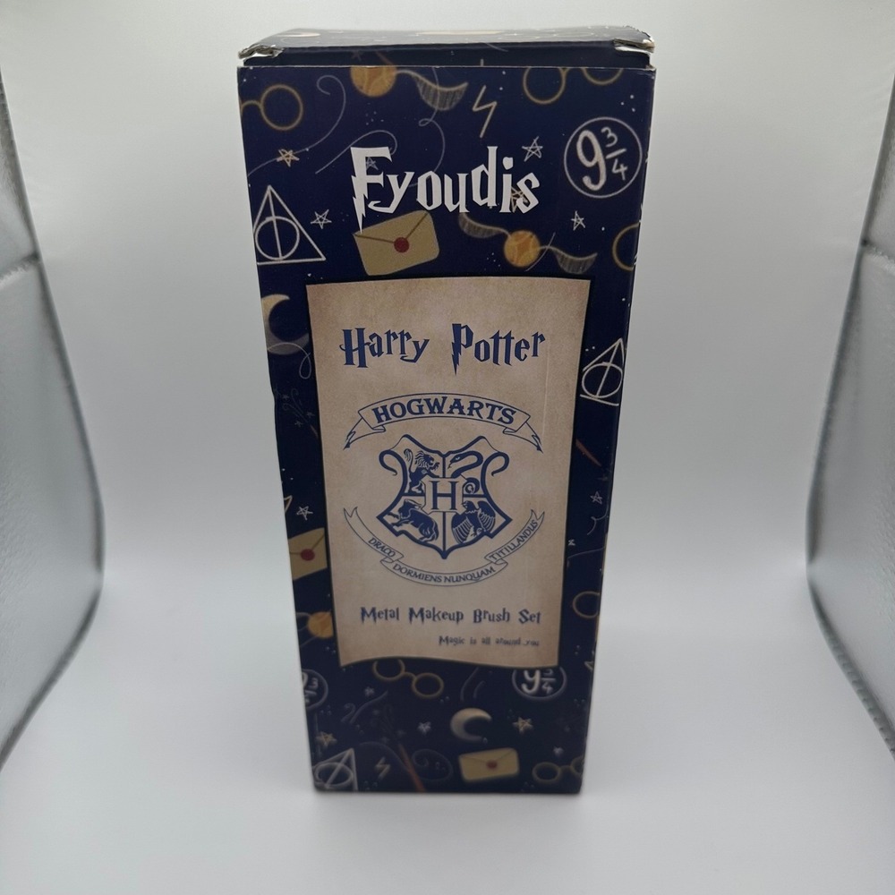 Fyudis 5 Pc Harry Potter Hogwarts Metal Makeup Brush Set, Bag, Brush Holder NIB